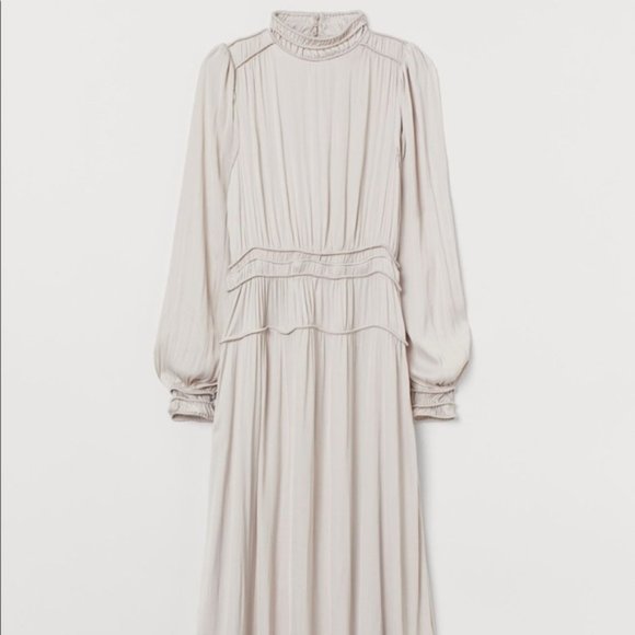 ISO in search of this dress - Picture 1 of 2